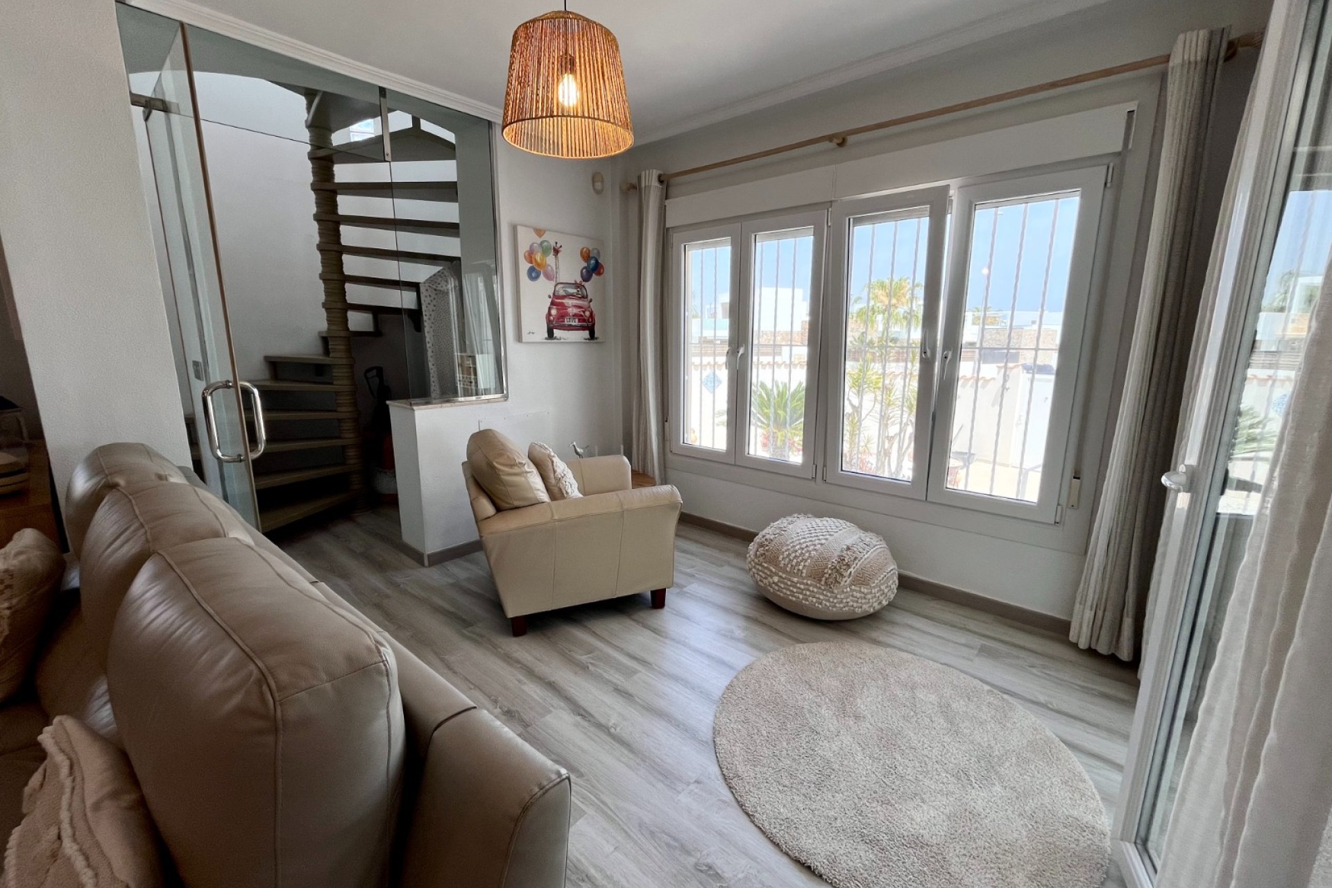 Videresalg - Villa -
Cabo Roig