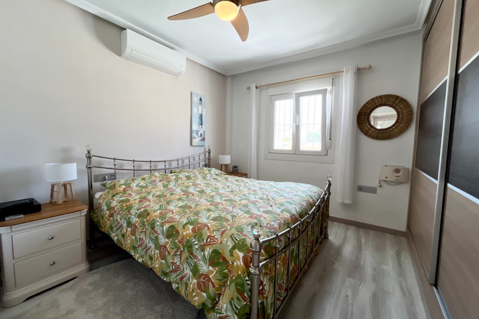 Videresalg - Villa -
Cabo Roig