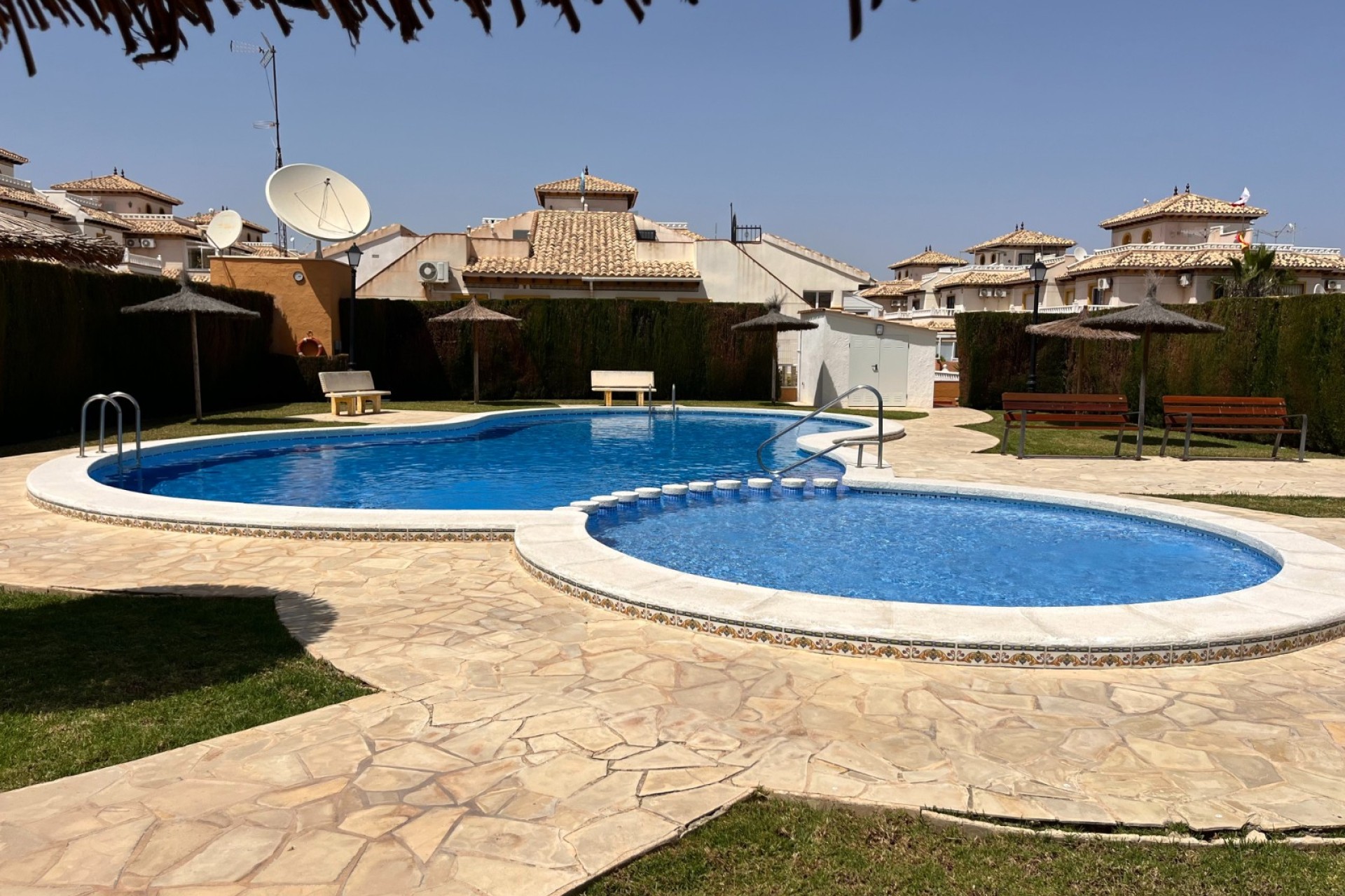 Videresalg - Villa -
Cabo Roig