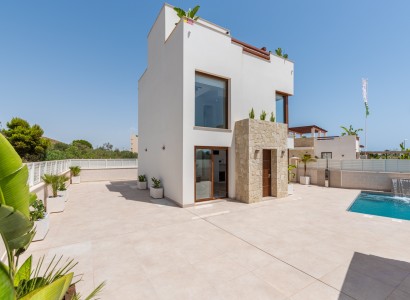 Nybyggeri - Villa -
Almería