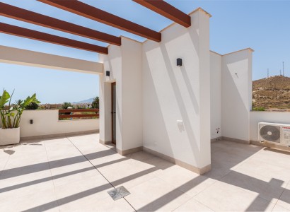 Nybyggeri - Villa -
Almería