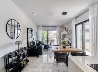 Reventa - Apartamento -
Playa flamenca