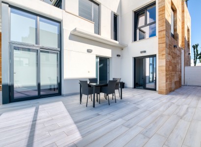 Revente - Villa -
Cabo Roig