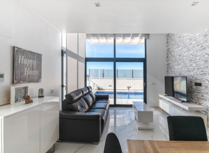 Revente - Villa -
Cabo Roig
