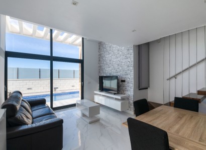 Revente - Villa -
Cabo Roig
