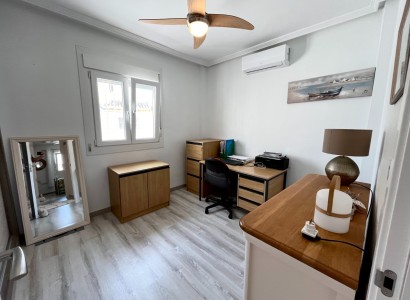 Videresalg - Villa -
Cabo Roig