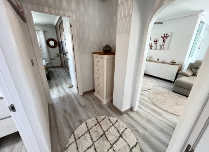 Videresalg - Villa -
Cabo Roig