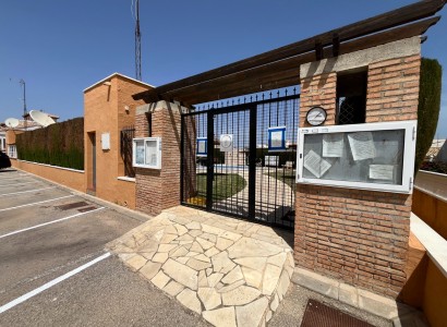 Videresalg - Villa -
Cabo Roig