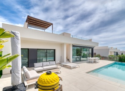 Resale - Detached house -
Las Colinas