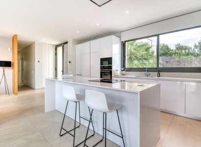 Resale - Detached house -
Las Colinas