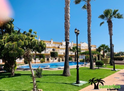 Videresalg - Rækkehus -
Cabo Roig