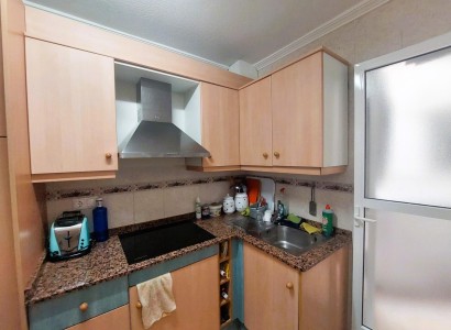 Resale - Apartment / flat -
Torrevieja - Centro