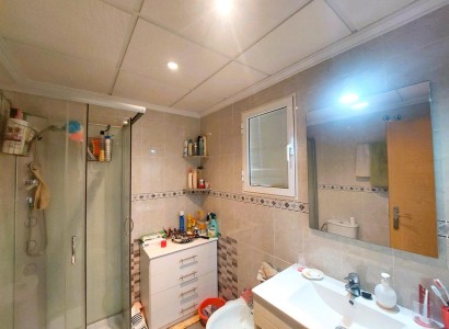 Resale - Apartment / flat -
Torrevieja - Centro