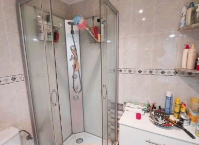 Resale - Apartment / flat -
Torrevieja - Centro