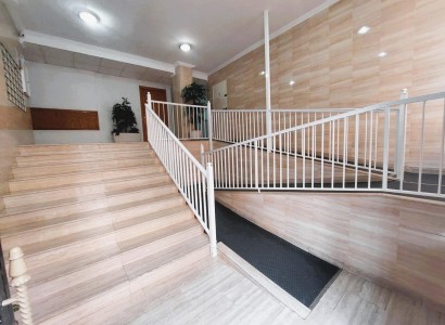 Resale - Apartment / flat -
Torrevieja - Centro