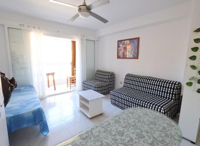 Herverkoop - Studio -
Torrevieja - La Mata