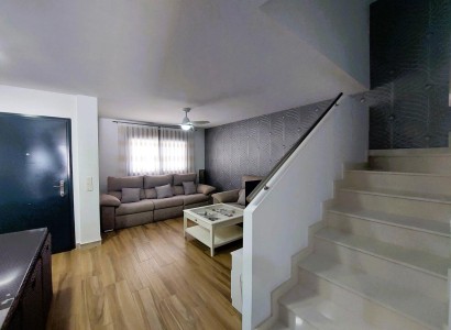 Resale - Townhouse -
Pilar de la Horadada - Torre De La Horadada