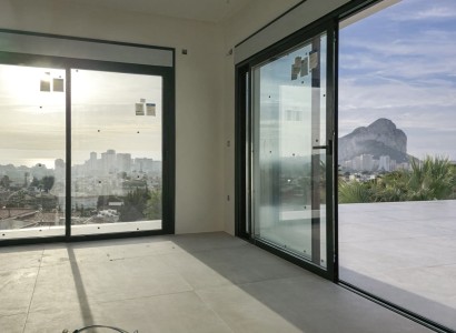 Obra nueva - Villa -
Calpe