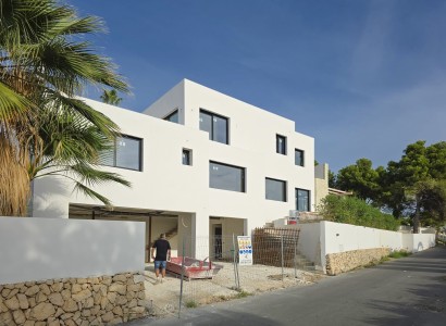 Obra nueva - Villa -
Calpe